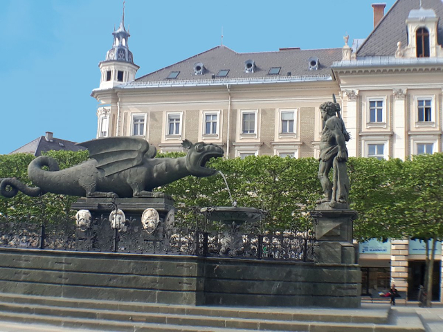 Sumber banyu Lindworm - Klagenfurt am Wörthersee | Secret World Trip Planner