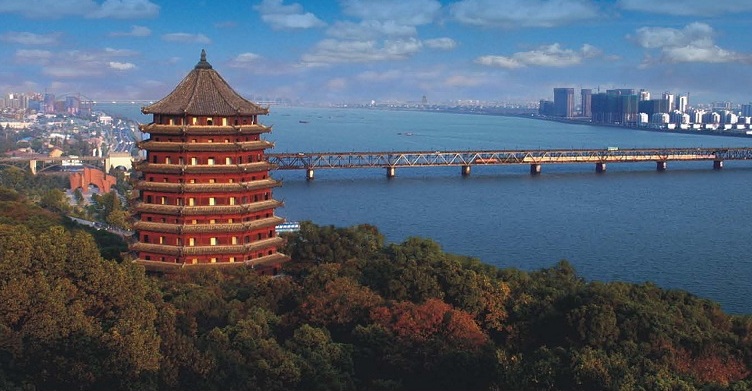 Enem Harmonies Pagoda (Liuhe Pagoda) - Hangzhou | Secret World Trip Planner