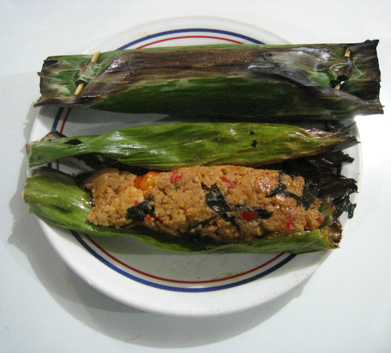 Pepes是印尼巽烹饪方法 - Bali | Secret World Trip Planner