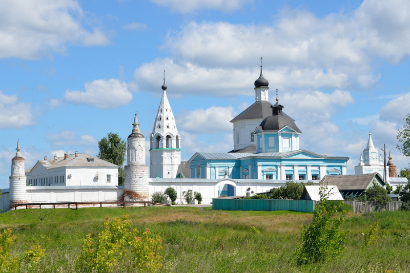Manastir Bobrenev