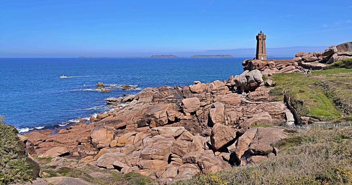 Roze Obala granita: cuvene stene Ploumanaka - Perros-Guirec | Secret World Trip Planner