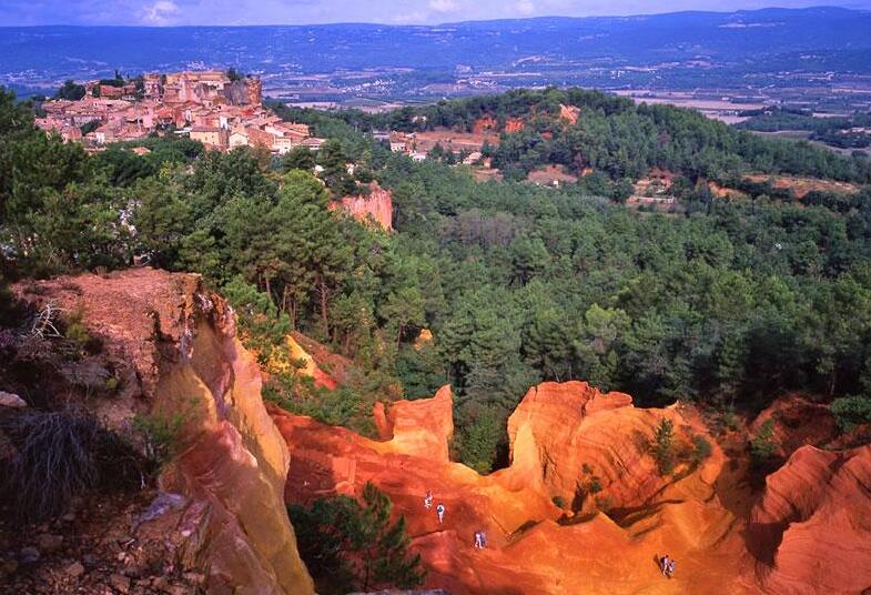 Roussillon, meraviglia di Francia! - Roussillon | Secret World Trip Planner