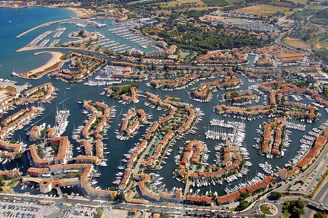 Port Grimaud, skutočný malý skrytý klenot - Grimaud | Secret World Trip Planner