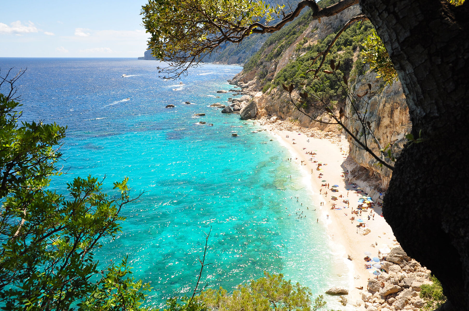 Cala Gonone: ഒരു സ്ഥലം പ്രദാനം പകൃതിദൃശം of rare സൗന്ദര്യം - Cala Gonone | Secret World Trip Planner