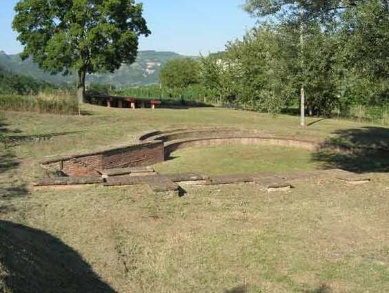 Starodavno rimsko mesto Mevaniola  - Galeata | Secret World Trip Planner