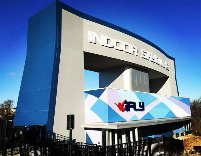 Indendørs faldskærmsudspring: Tag springet uden at springe hos iFly Westchester - Yonkers | Secret World Trip Planner