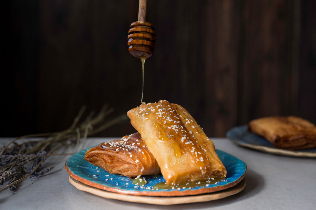 Saganaki s fylom - Mesaria | Secret World Trip Planner