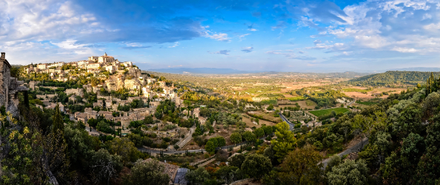 Desa Gordes - Gordes | Secret World Trip Planner