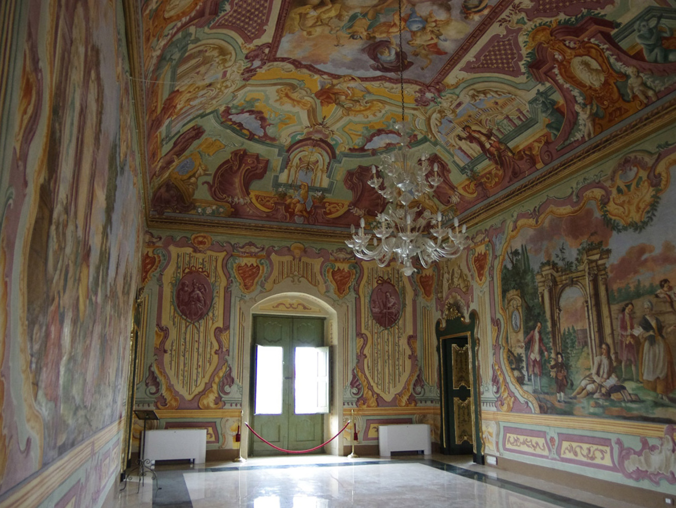 ארמון הדוכס של מרטינה פרנקה - Martina Franca | Secret World Trip Planner