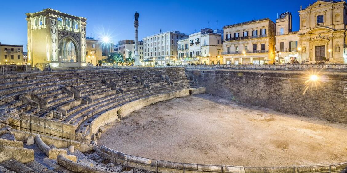 Лече и Римският амфитеатър - Lecce | Secret World Trip Planner