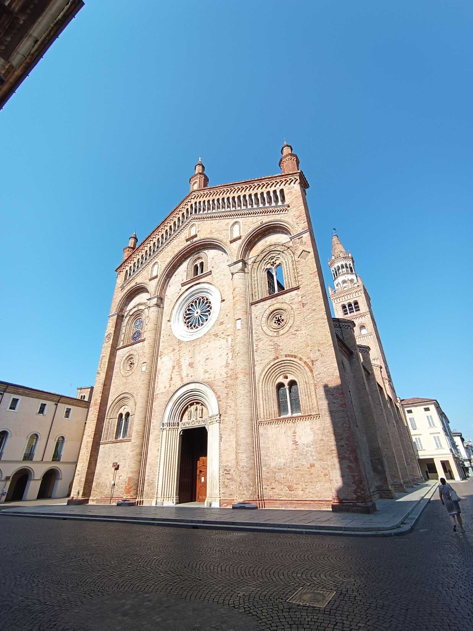 크레마 성당 - Crema | Secret World Trip Planner