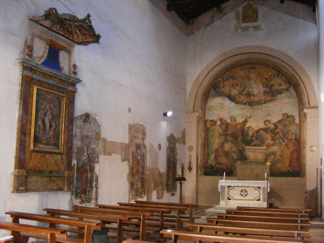 Santa Maria dei Franconi bažnyčia - Veroli | Secret World Trip Planner