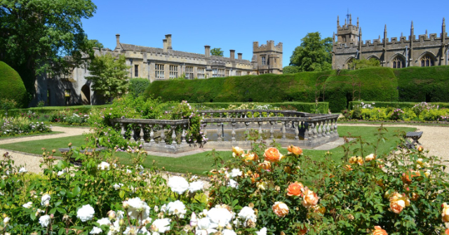 서들리 성 - Winchcombe | Secret World Trip Planner