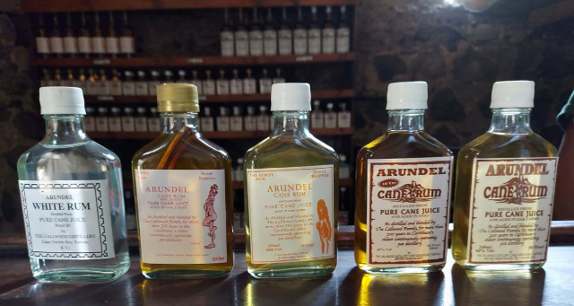 Distillerie Callwood - Cane Garden Bay | Secret World Trip Planner