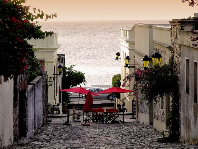 อาณานิคมแห่งแซคราเมนโต - Colonia Del Sacramento | Secret World Trip Planner