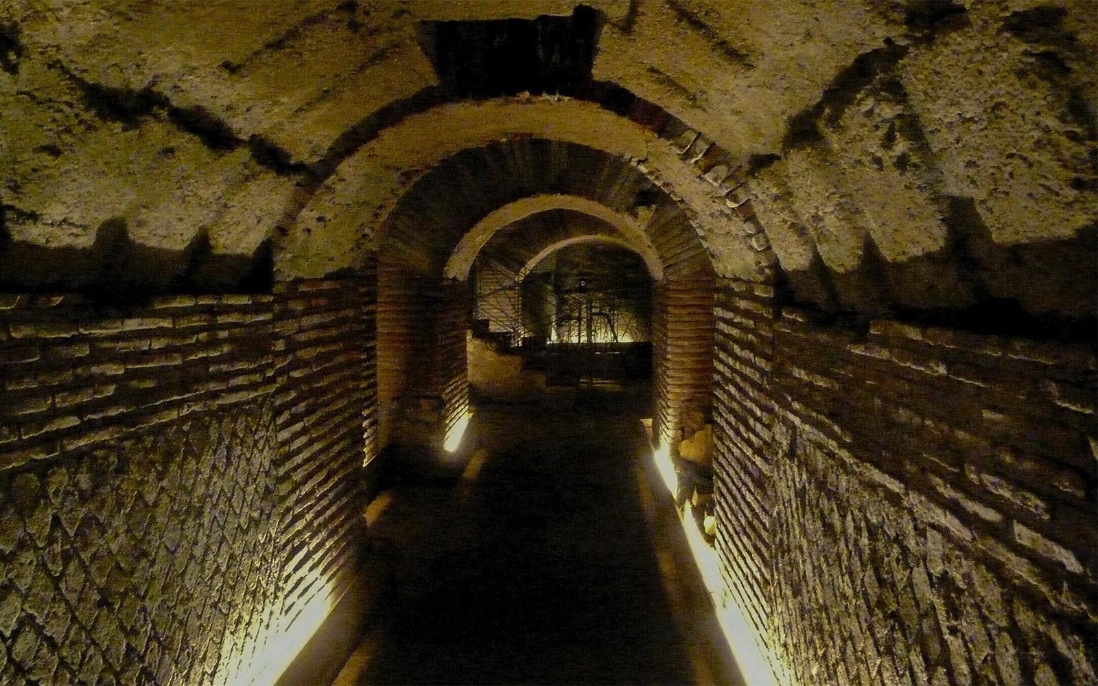 Napoli Sotterranea（那不勒斯地下）