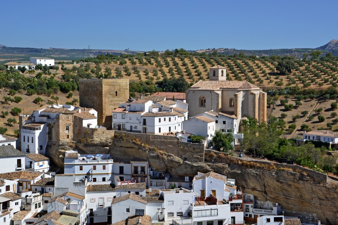 Nazari Slott - Setenil de las Bodegas | Secret World Trip Planner