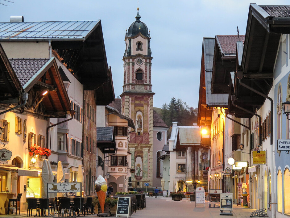Mittenwald verkar tas från en Grimm saga - Mittenwald | Secret World Trip Planner