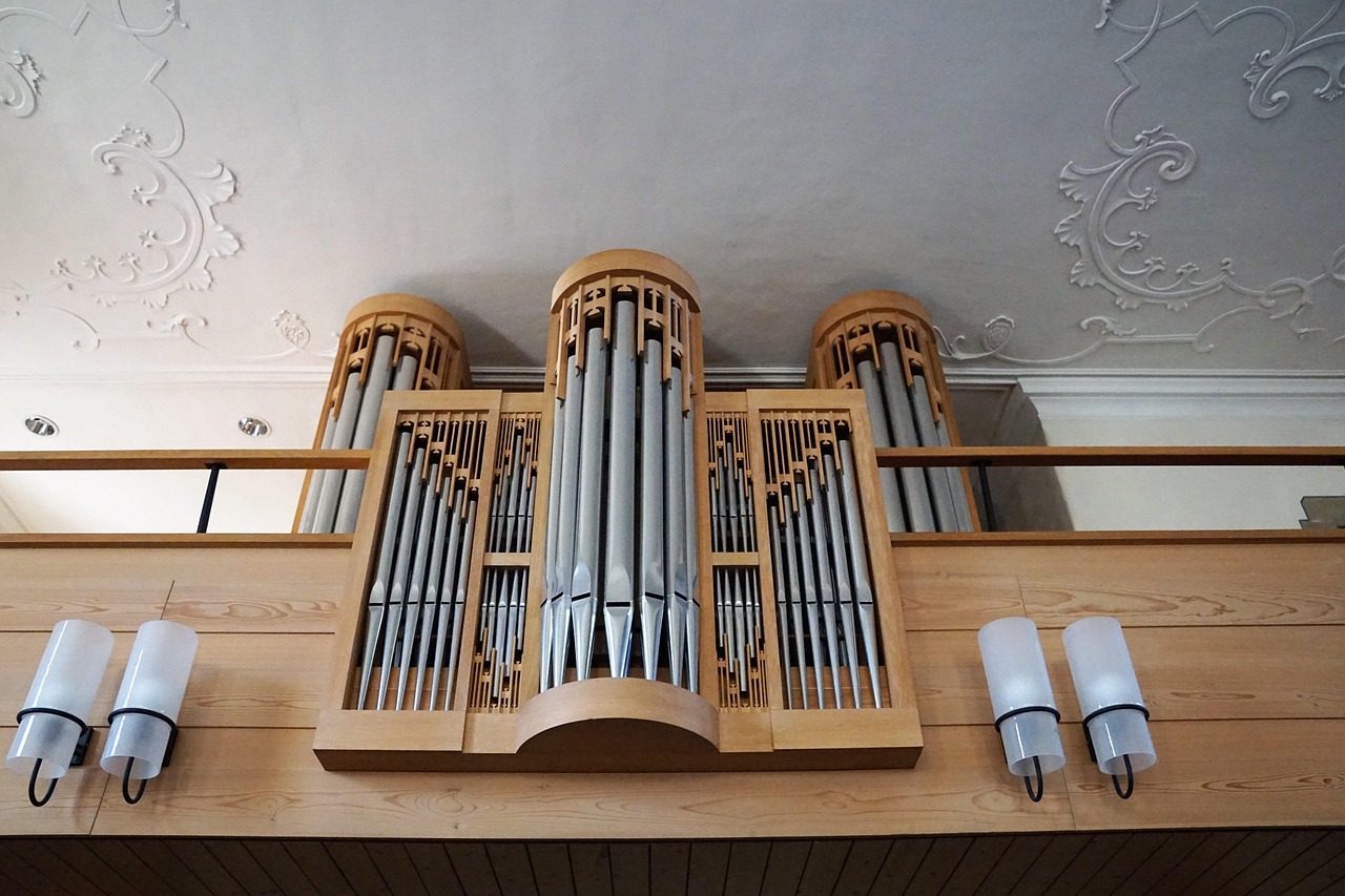 Nápoly / Santi Apostoli Templom - Napoli | Secret World Trip Planner