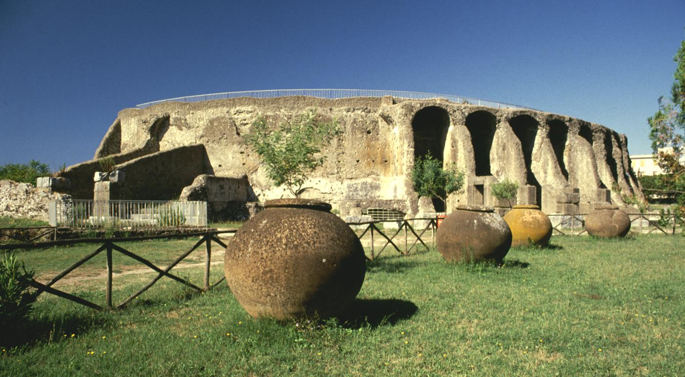 La antigua Minturnae - Marina di Minturno | Secret World Trip Planner
