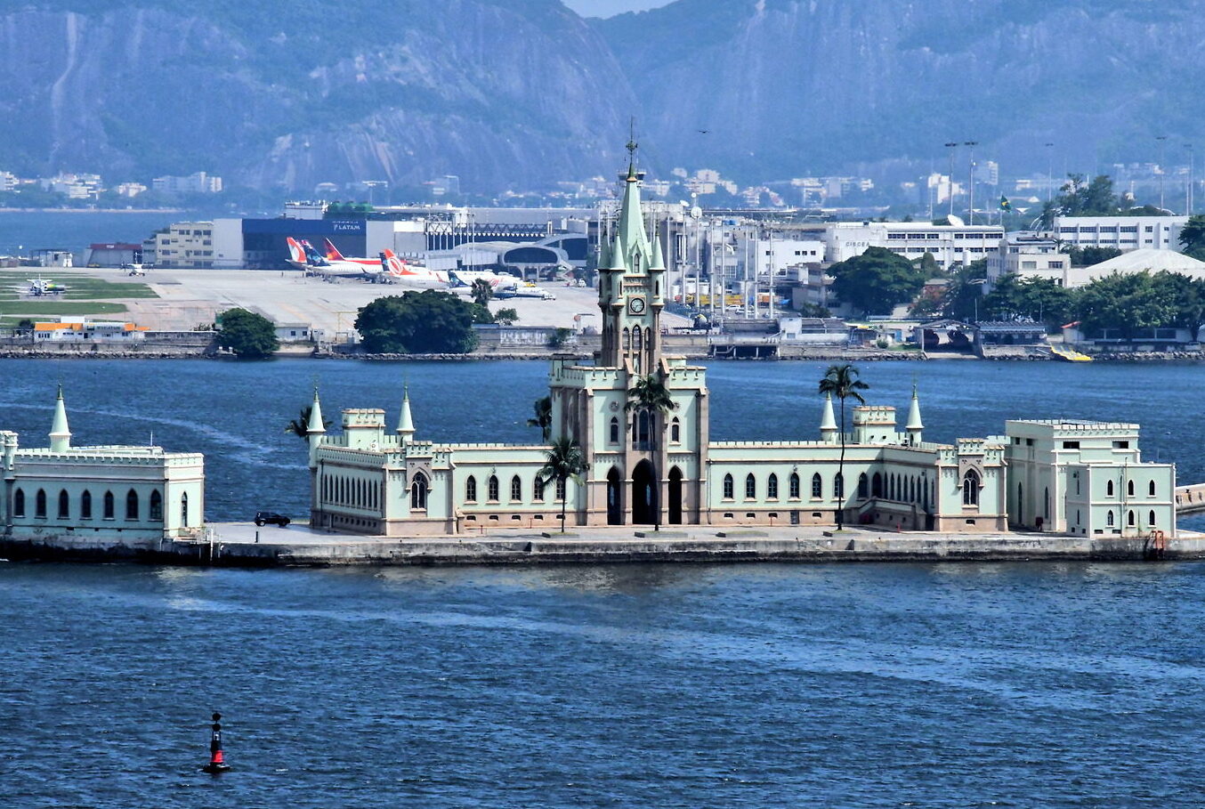 Pałac Na Wyspie Fiskalnej - Fiscal Island Palace - Centro | Secret World Trip Planner