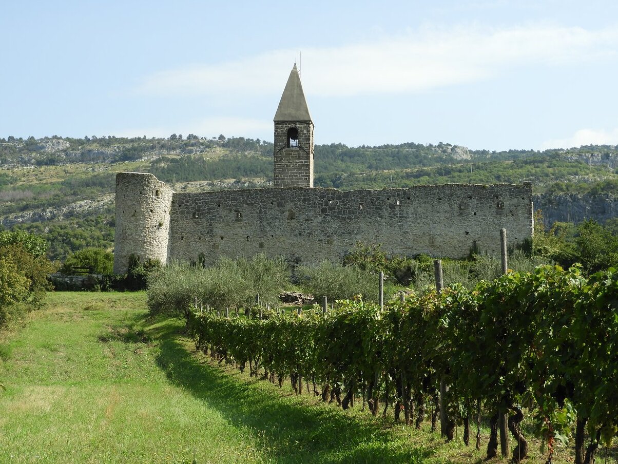 Hrastovlje教堂 - Hrastovlje 19a | Secret World Trip Planner