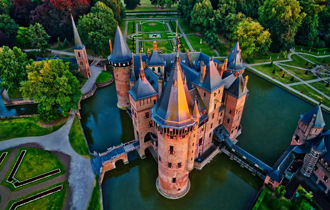 德哈尔城堡 - Utrecht | Secret World Trip Planner