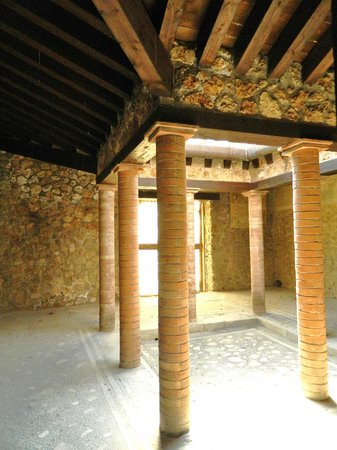 Kuća Menander