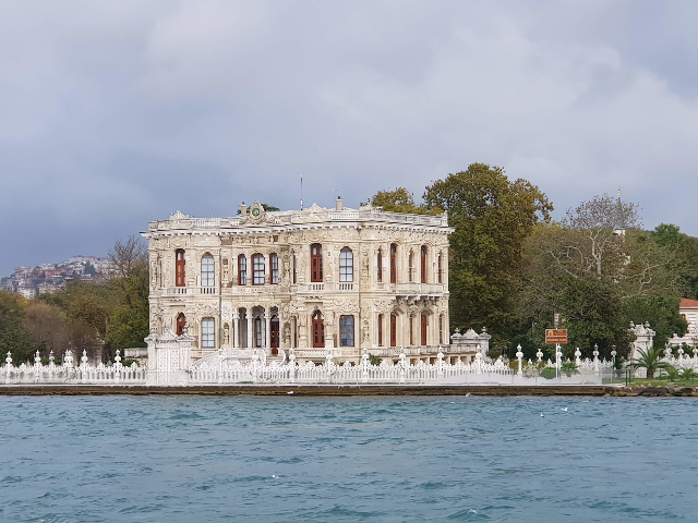 Palazzo di Kucuksu - Küçüksu Cd. | Secret World Trip Planner