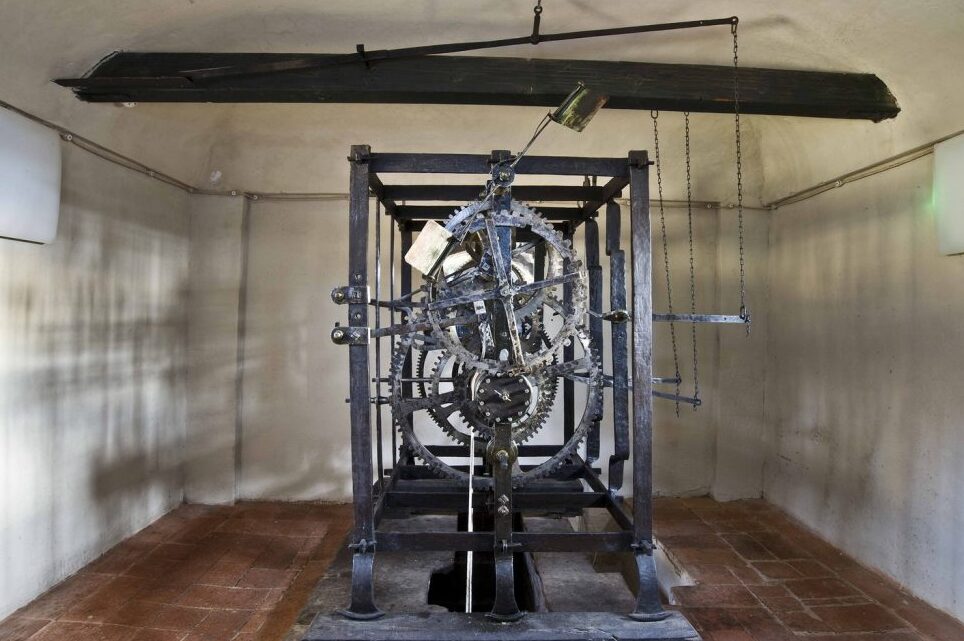 俗人兄弟会的天文钟 - Arezzo | Secret World Trip Planner