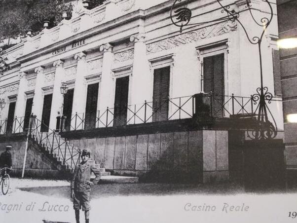 Bagni دی Lucca کے, جہاں رولیٹی پیدا ہوا تھا - Bagni di Lucca | Secret World Trip Planner