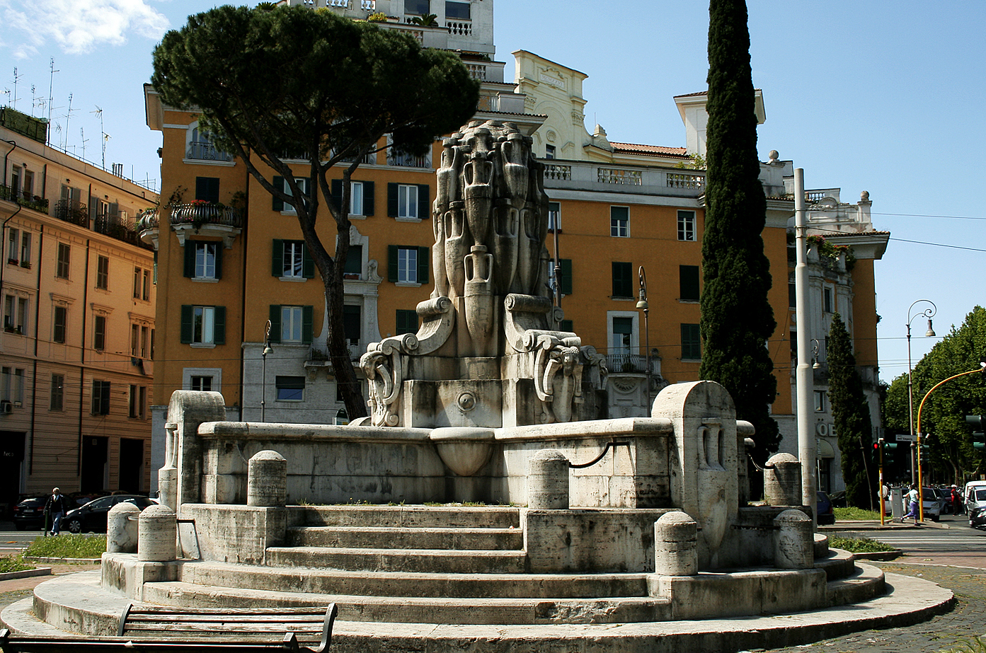 Iturria amphorae - Roma | Secret World Trip Planner