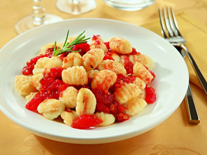 The gnocchi dari karnaval Verona - Verona | Secret World Trip Planner