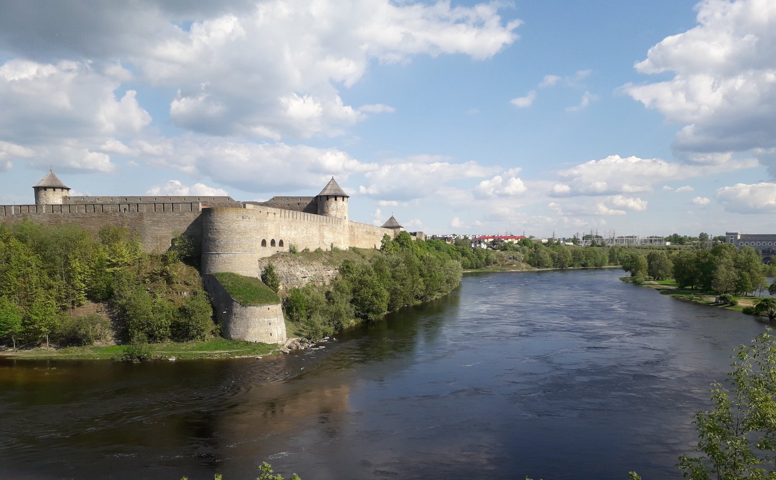 Festung Iwangorod - Ivangorod | Secret World Trip Planner