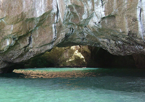 شيطان حالش خوبه - Gaeta | Secret World Trip Planner