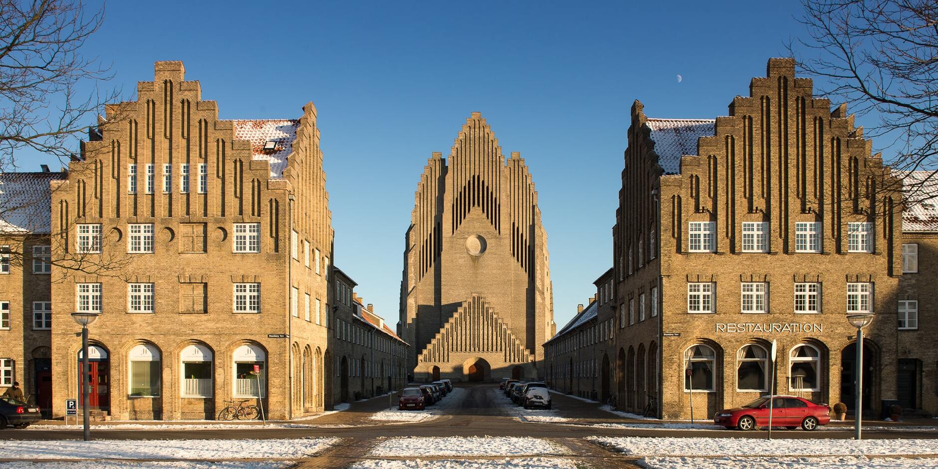 Igreja de Grundtvig - København | Secret World Trip Planner