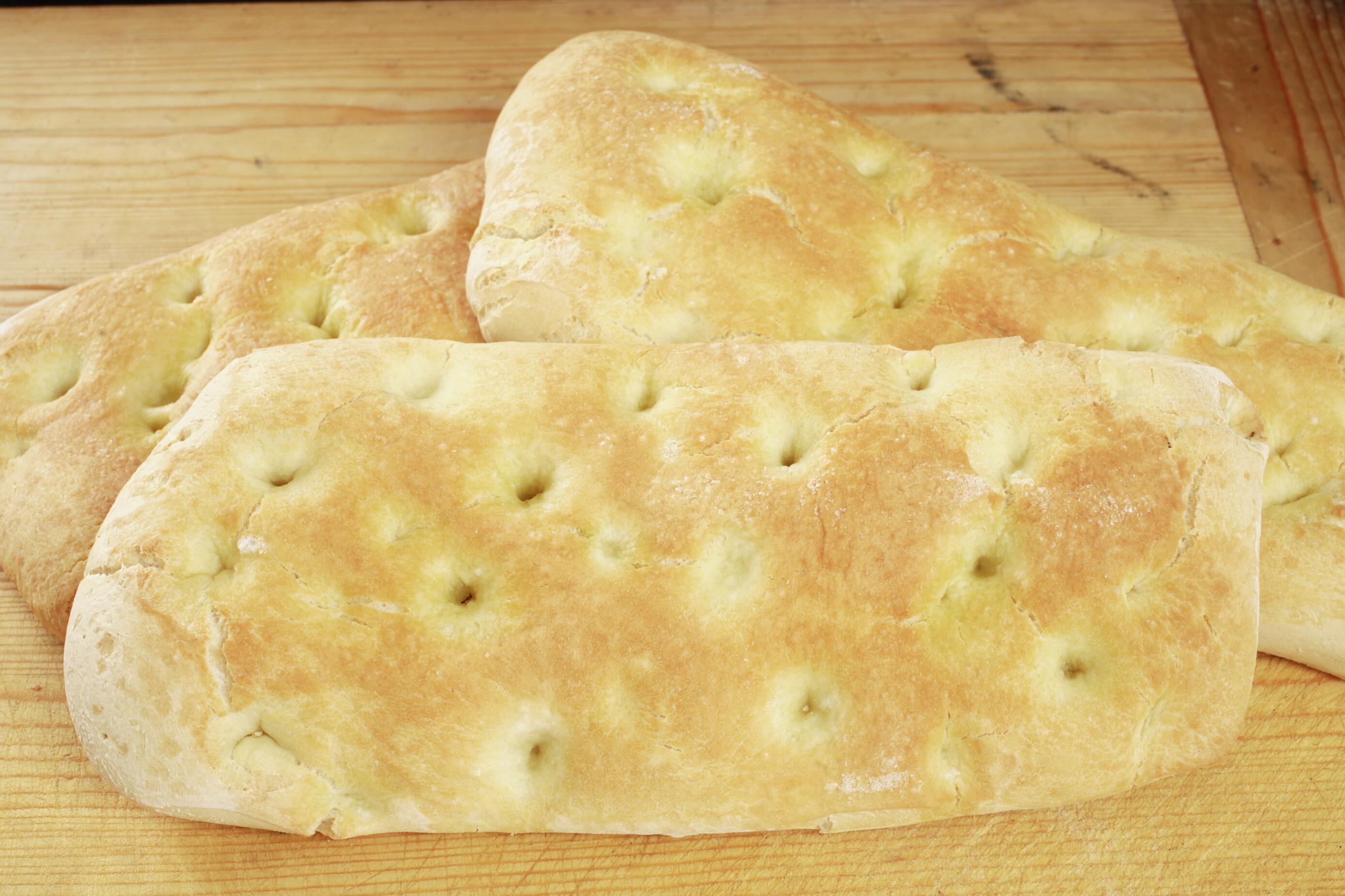 Πίτσα με χοιρινό crakling - Teramo | Secret World Trip Planner