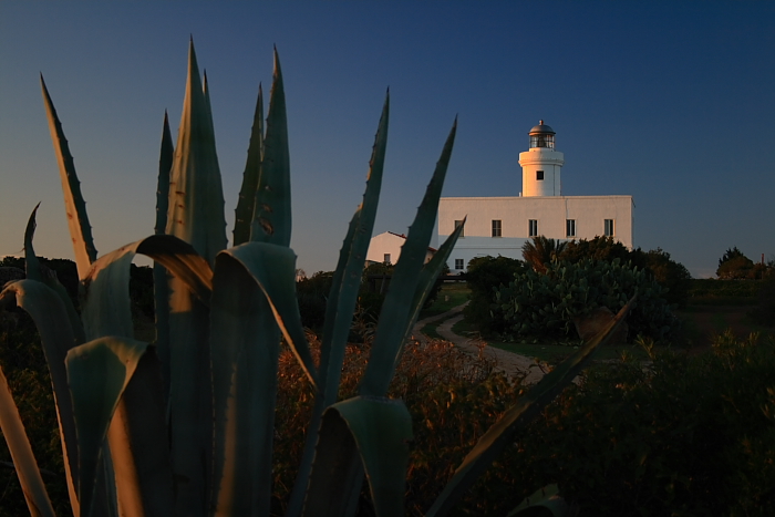 Svjetionik Capo Ferro - Capo Ferro | Secret World Trip Planner