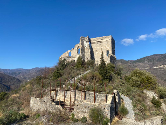 Alla Scoperta delle Antiche Vie del Sale - Zuccarello | Secret World Trip Planner