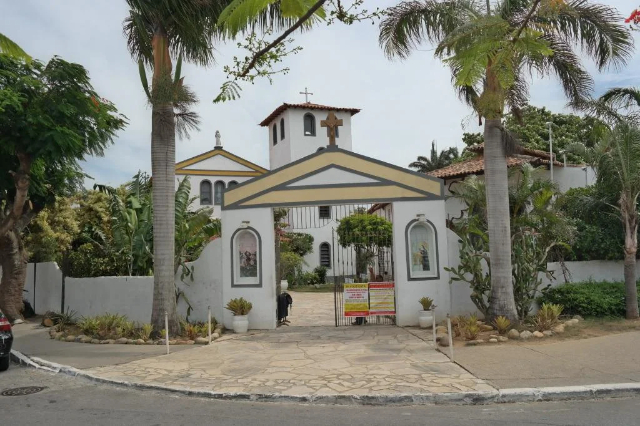 Chapel ຂອງ Lady ຂອງພວກເຮົາຂອງແນວຄວາມຄິດ - Armação dos Búzios - Rio de Janeiro | Secret World Trip Planner