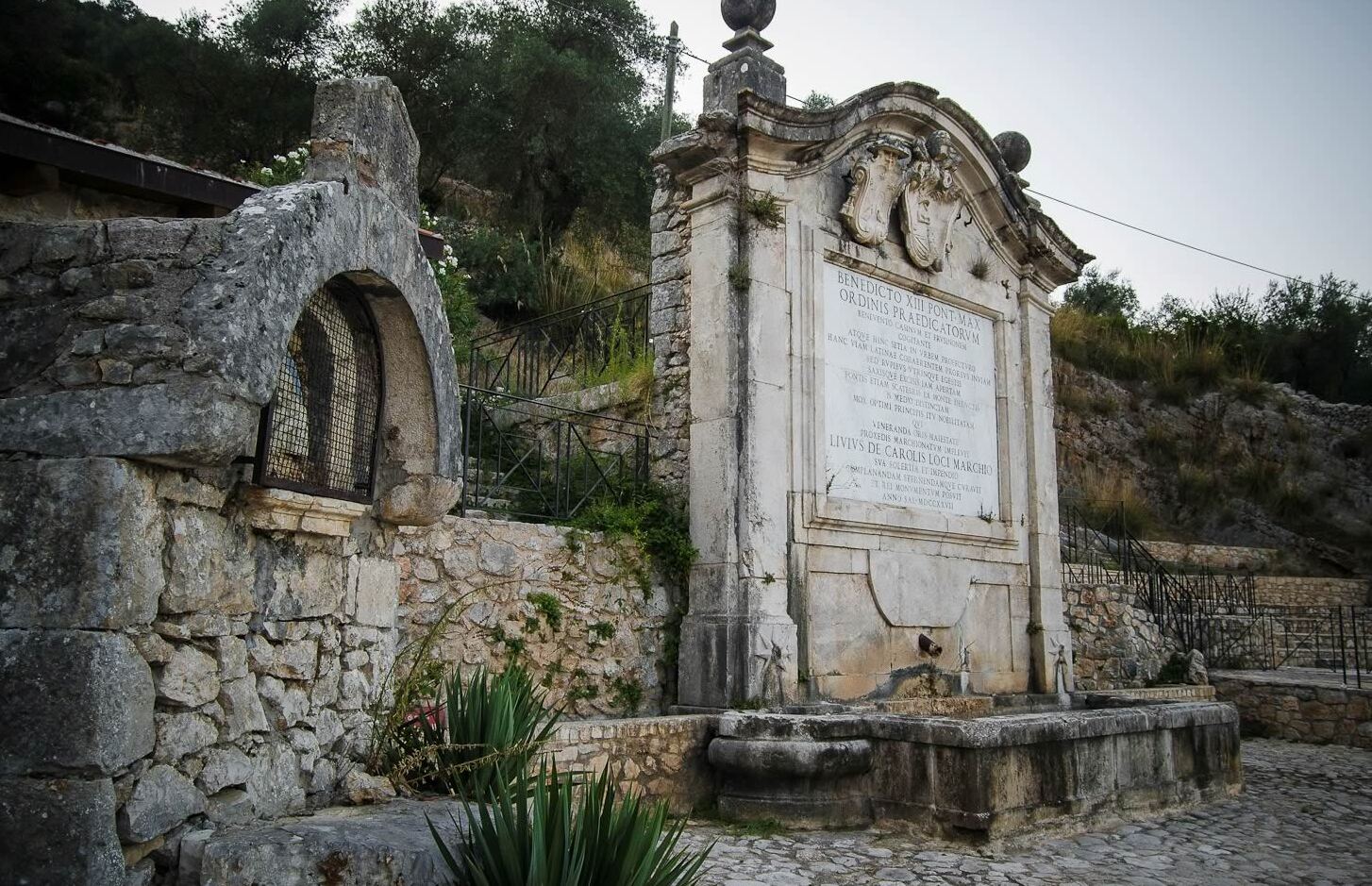 Fontein van de pausen - Prossedi | Secret World Trip Planner