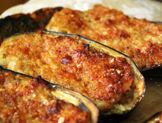 Pinalamanan aubergines mula sa Puglia - Puglia | Secret World Trip Planner