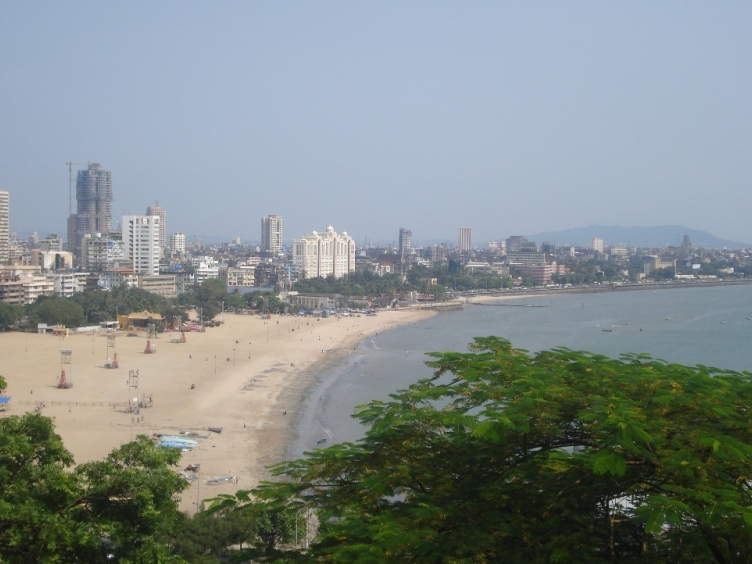 Malabar Hill at ang Hanging Gardens - Mumbai | Secret World Trip Planner