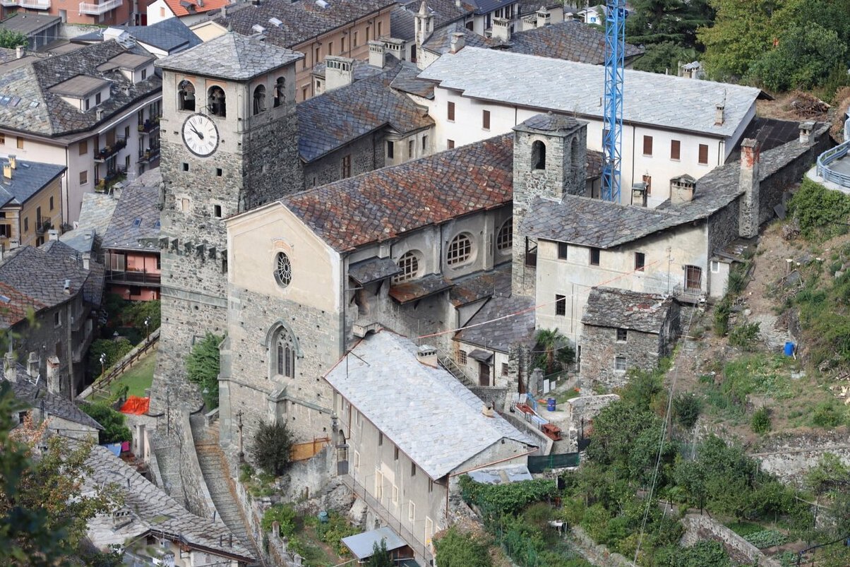 Szent Gilles-I kollegiális templom - Verrès | Secret World Trip Planner