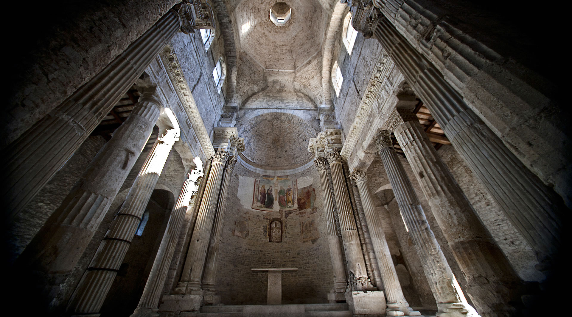 Spoleto | San Salvatore ၏ Basilica - Spoleto | Secret World Trip Planner