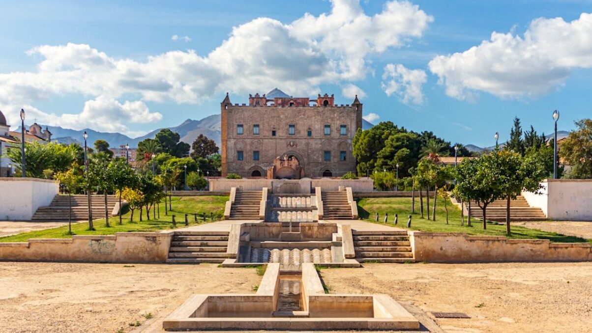 A Zisa Palota ördögei - Palermo | Secret World Trip Planner
