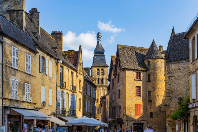 Sarlat-la-Canéda - Sarlat-la-Canéda | Secret World Trip Planner