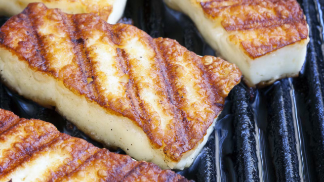 Il Saganaki - Maratona | Secret World Trip Planner
