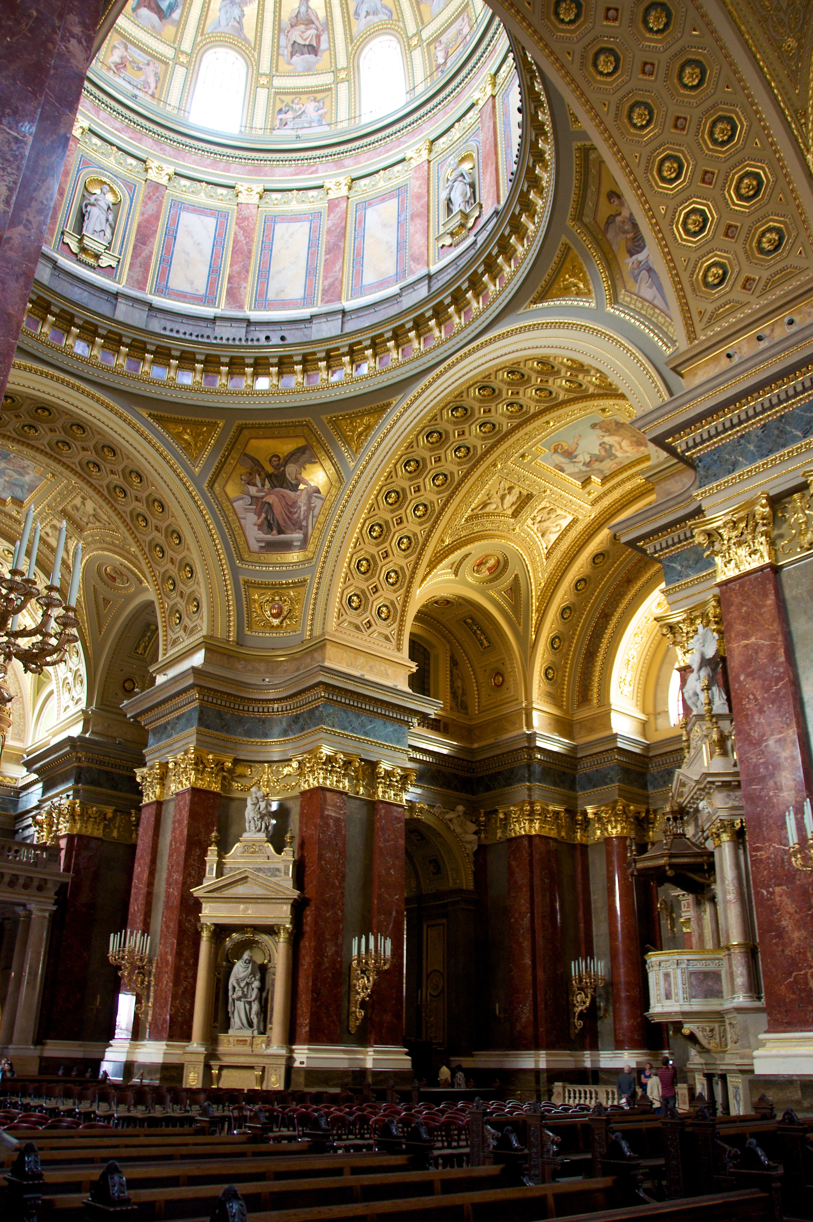 Bazilika svatého Štěpána: nejvyšší budova v Budapešti  - Budapest | Secret World Trip Planner