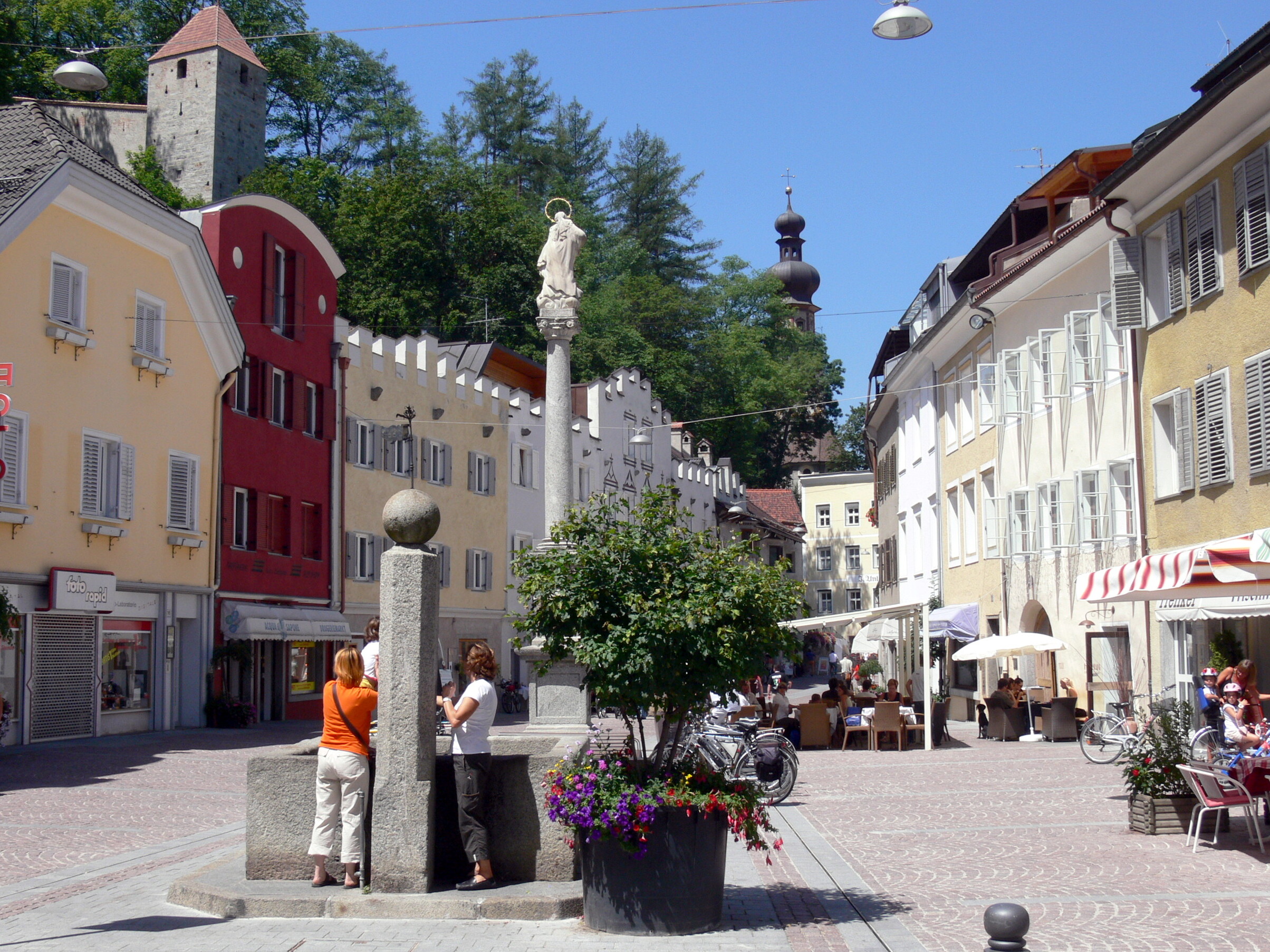 Brunico: Val Pusteria'nın merkezi - Brunico | Secret World Trip Planner